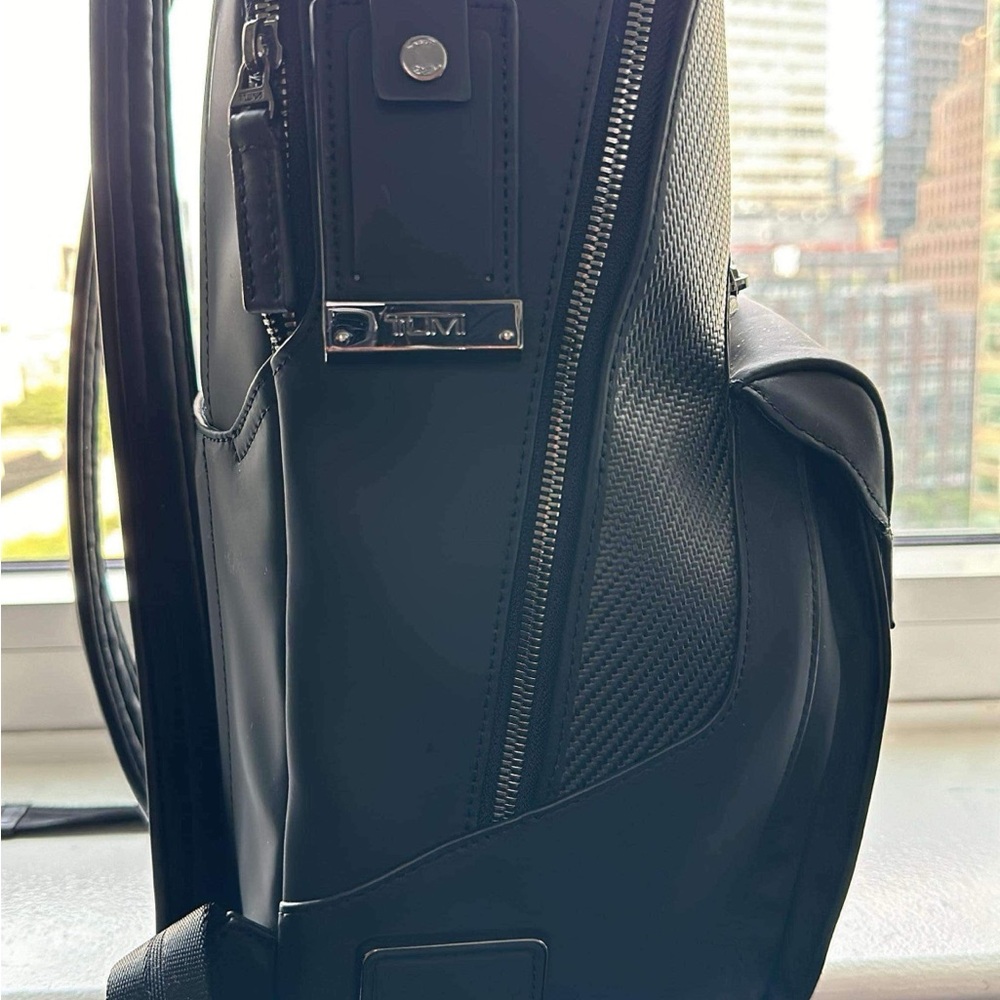 Tumi Cfx Ashton Marlow Backpack | Luxury | Rare Bag - Picture 2 of 11